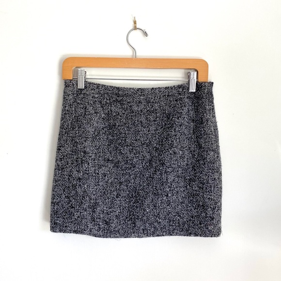 Tweed Mini Skirt - Picture 4 of 5
